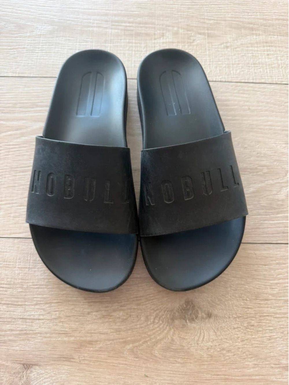 NOBULL black recovery slides